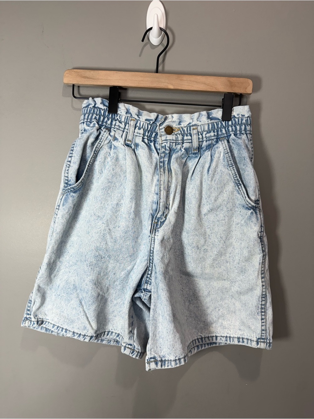 Vintage Jordache Acid Wash Paperbag Denim Shorts High Rise